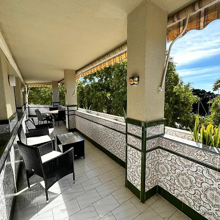 Center - Eaw Homes Apartamento